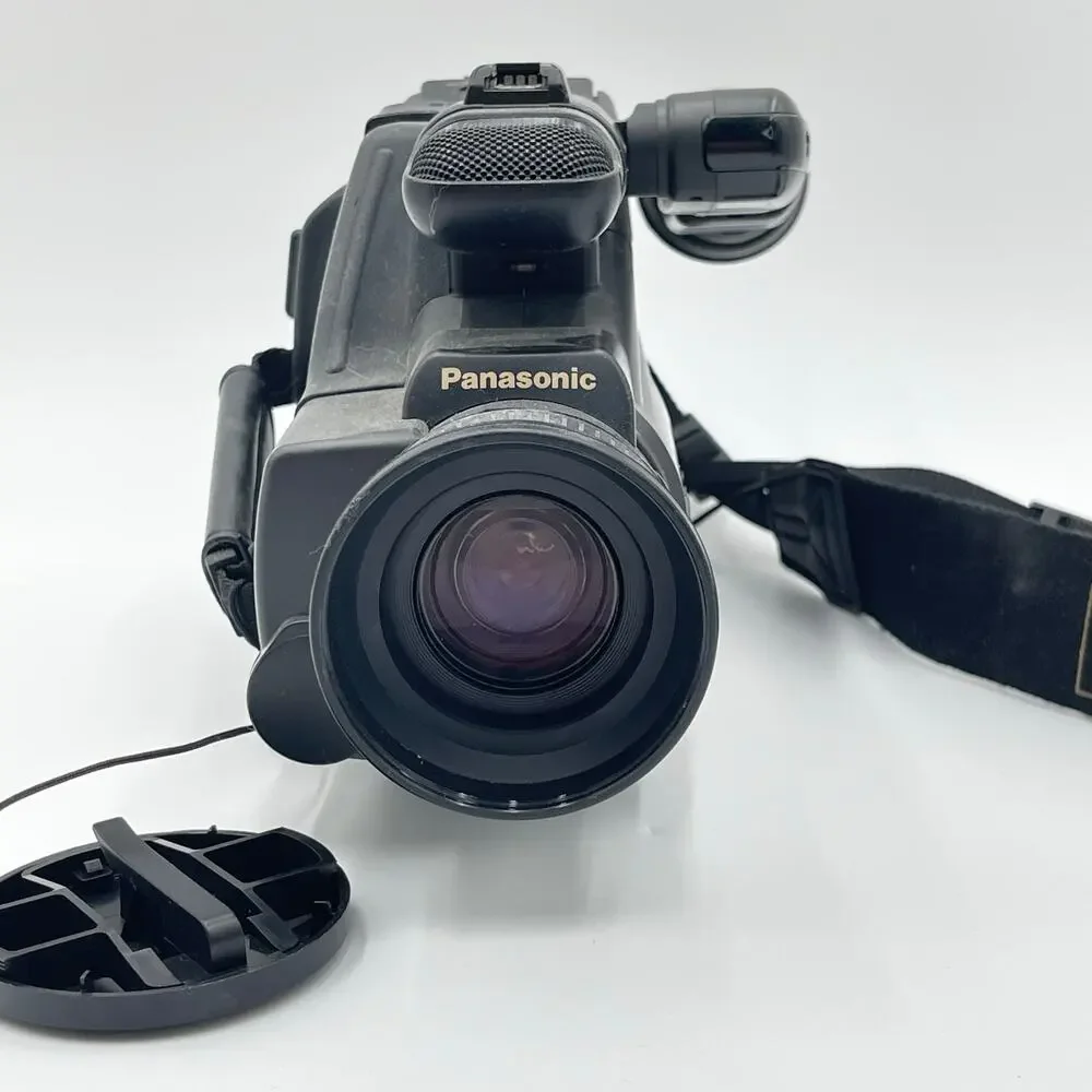 Panasonic OmniMovie PV-332 VHS-C Camcorder Charger Battery Issue